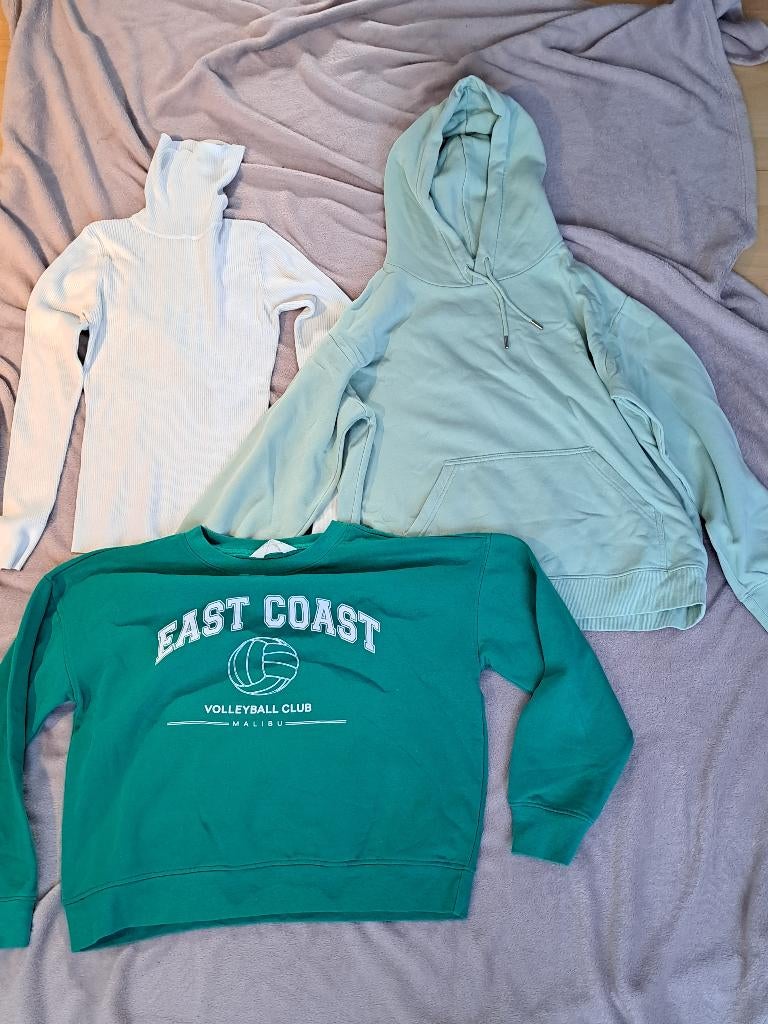 lot 3 vêtement femme fille pull taille S, Vêtements | Femmes, Packs de vêtements pour femmes, Enlèvement ou Envoi