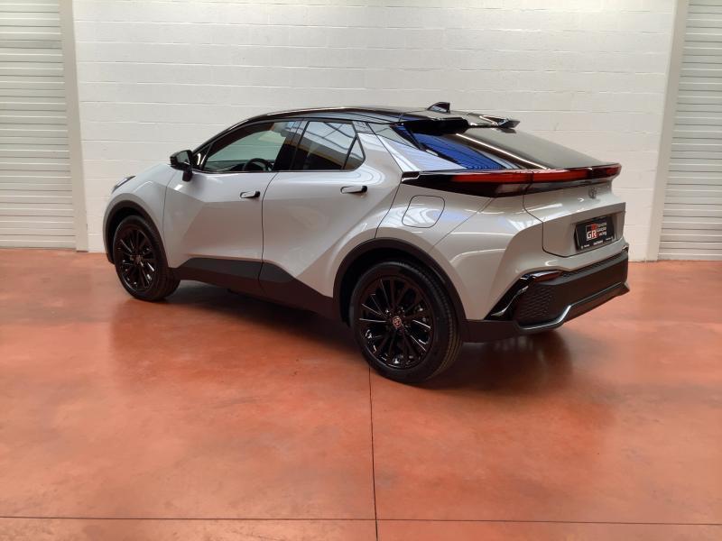 Toyota C-HR 2.0 PHEV GR Sport Toyota C-HR 2.0 GR Sport 111kw, Automaat, 1998 cc, Euro 6, Zilver of Grijs