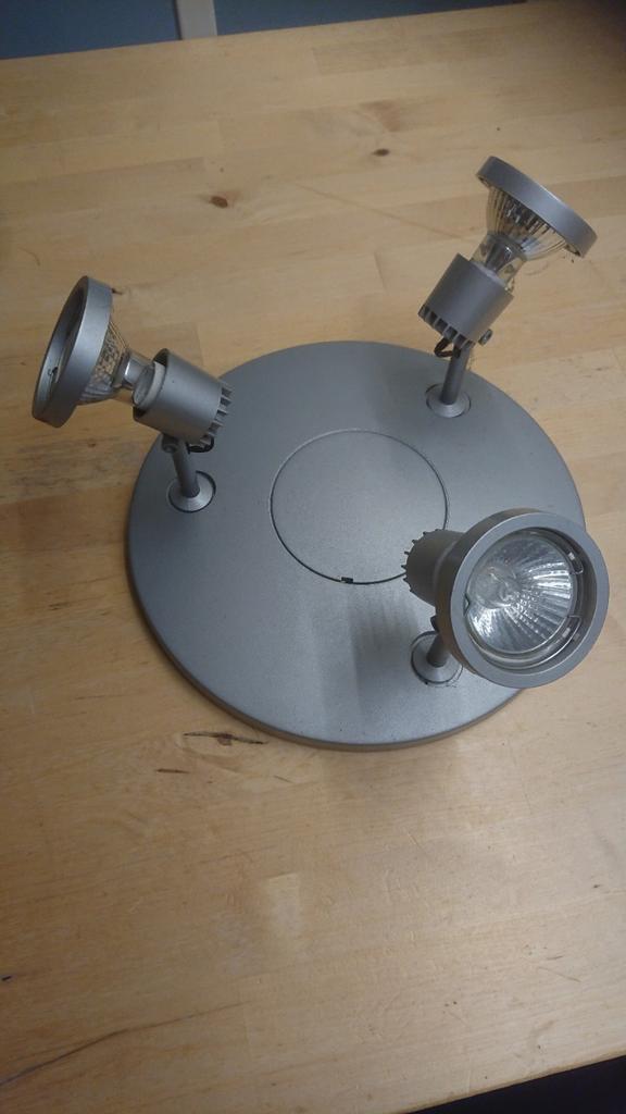 Plafondlamp met drie halogeenlampen, Ophalen of Verzenden, Zo goed als nieuw