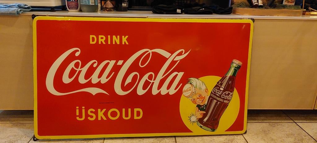 Grand Coca Cola 1955 en excellent état d'émail., Collections, Marques & Objets publicitaires, Utilisé, Panneau publicitaire, Enlèvement