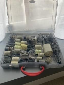valise plastique avec panier d'alimentation, Enlèvement, Utilisé
