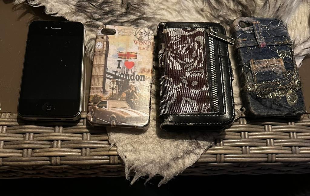 iPhone 4s, Telecommunicatie, Mobiele telefoons | Hoesjes en Screenprotectors | Apple iPhone, Ophalen, IPhone 4S