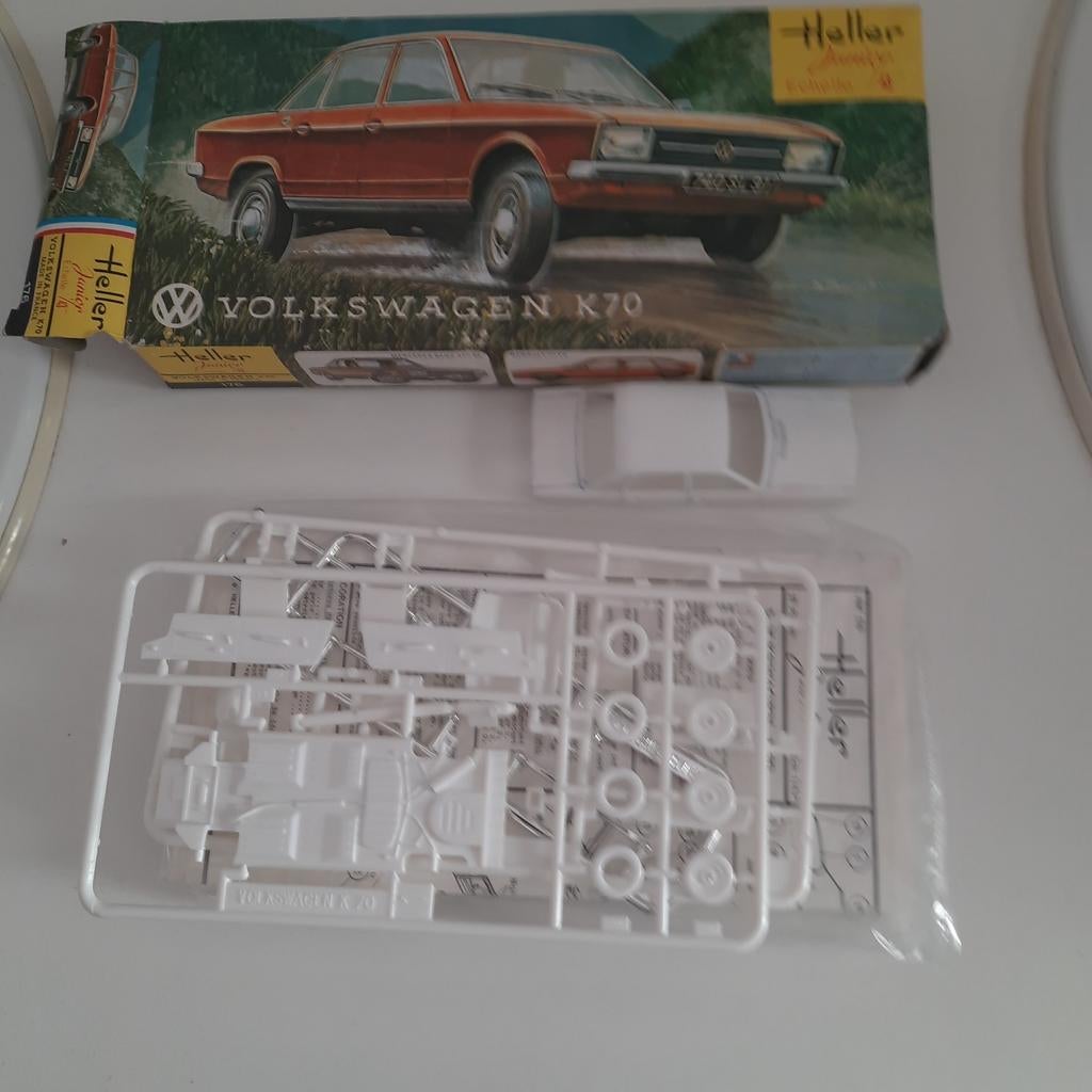 HELLER kit 1/43: VOLKSWAGEN K-70*VINTAGE*NEW*VINTAGE*, Ophalen, Auto, 1:32 tot 1:50, Nieuw