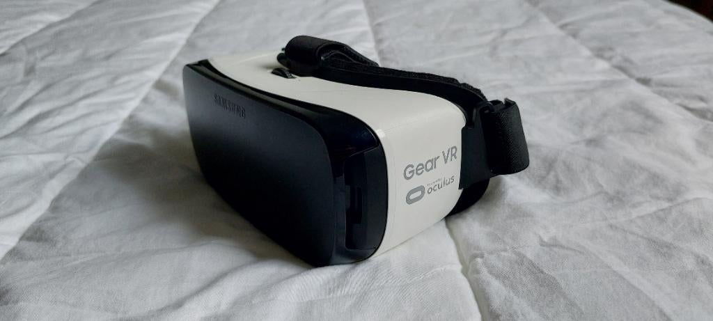 Vrbril samsung gear vr by oculus bril voor smartphone, Ophalen of Verzenden, Zo goed als nieuw, VR-bril, Telefoon