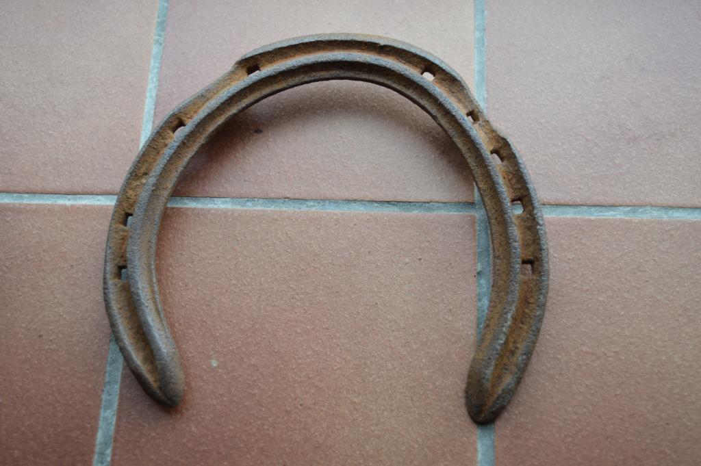 Antiek hoefijzer, Ophalen of Verzenden