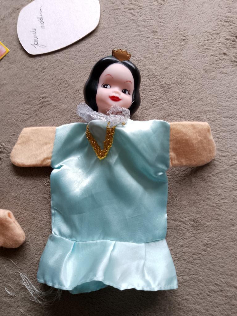Handpop sneeuwwitje, Envoi