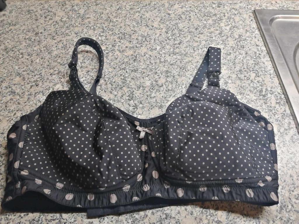 borstvoedings bh  (zonder beugel) zwart gestipt merk anita -, Kleding | Dames, Anita, Ophalen of Verzenden, Zwart, BH