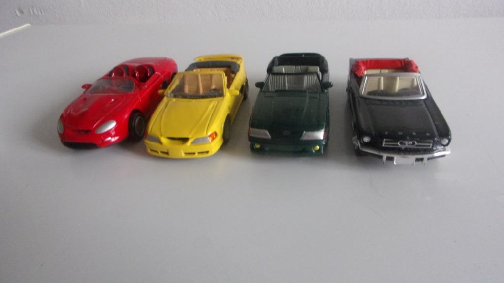 4X FORD MUSTANG NEW RAY 1/43. 17,95E ou 4,95/P, Ophalen of Verzenden, Gebruikt, Auto, Overige merken