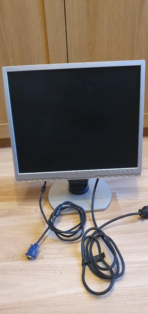 Monitor Philips 19 B1CS/00, Computers en Software, Monitoren, Gebruikt, 60 Hz of minder, DVI, VGA, Ingebouwde speakers, Hoofdtelefoonaansluiting