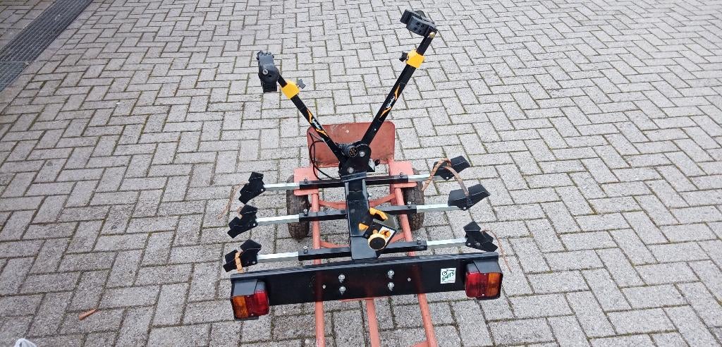 Hawk fietsdrager/fietsrekje voor 3 fietsen, Hawk Spinder, Enlèvement, Utilisé, Support d'attelage