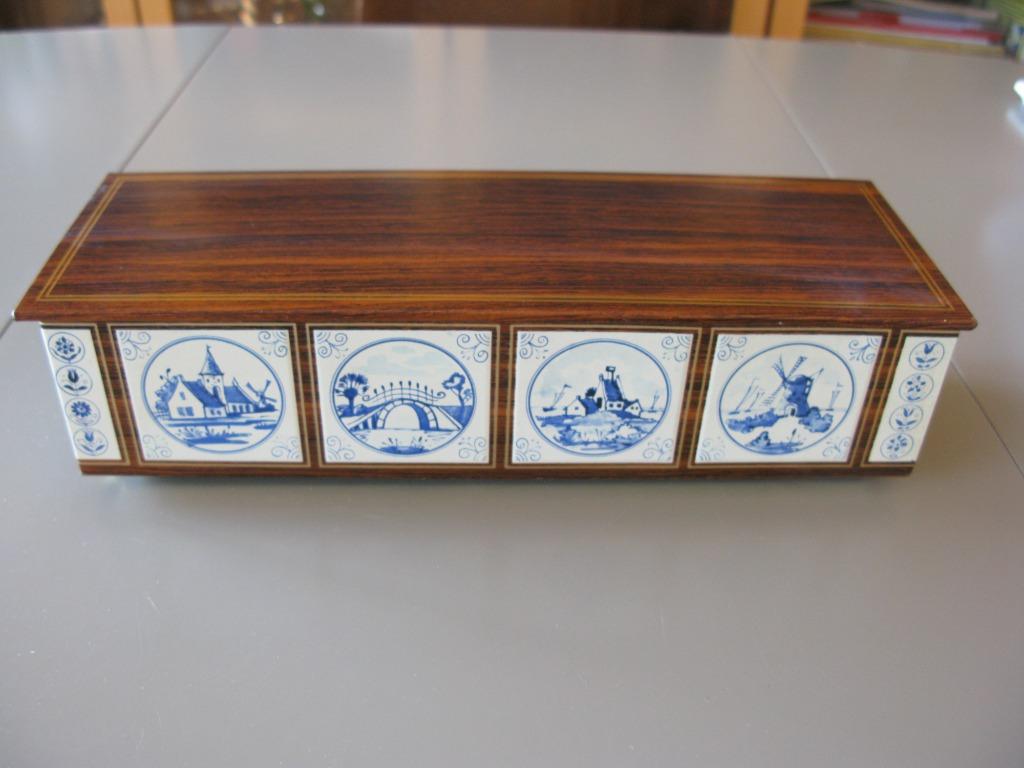 VICTORIA-box „decor huizen, molens, bruggen”, Verzamelen, Blikken, Ophalen of Verzenden, Gebruikt, Overige, Overige merken