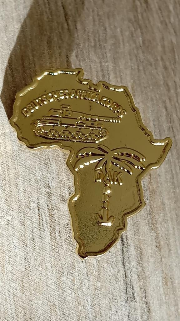 Detachering Afrika corps pin. Panzer IV., Verzamelen, Speldjes, Pins en Buttons, Ophalen of Verzenden, Nieuw