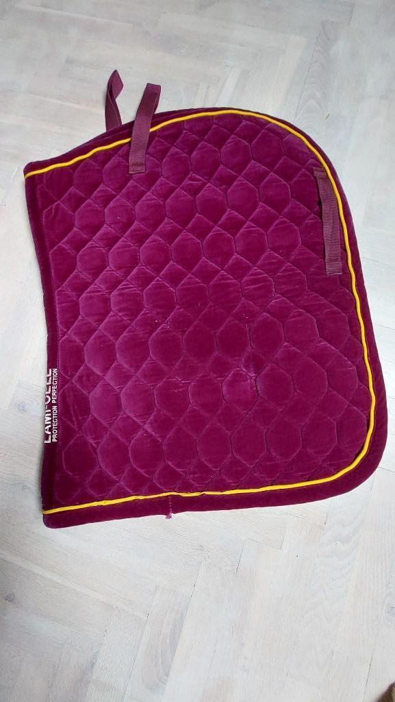 Tapis de selle Lami-cell -Protection Perfection - Bordeau, Ophalen, Zo goed als nieuw