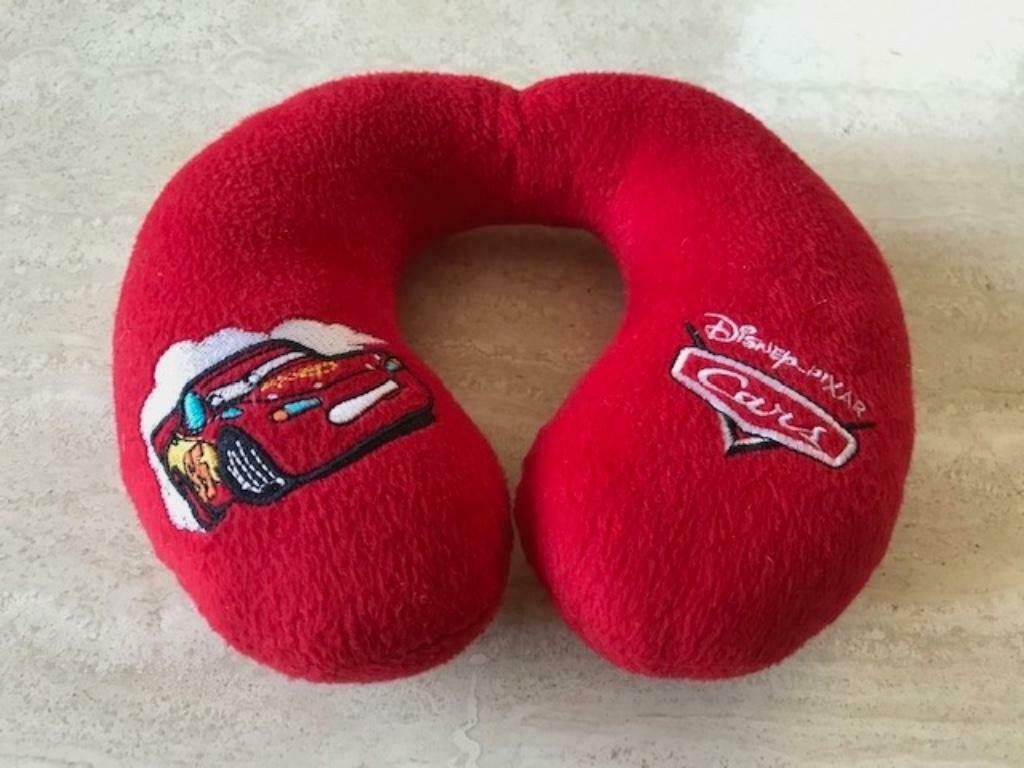 Kinder nekkussen "Cars" (machine wasbaar) (zn2952), Ophalen of Verzenden, Zo goed als nieuw