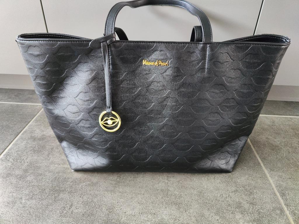 zwarte shopper Kisses Of Pearl, Bijoux, Sacs & Beauté, Sacs | Sacs Femme, Utilisé, Shopper, Noir, Enlèvement