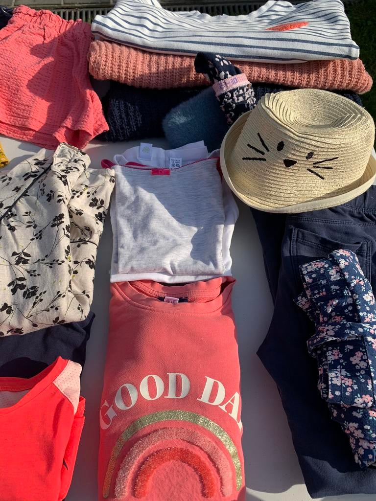 Vêtements fille de 0 à 10 ans, Enlèvement, Comme neuf
