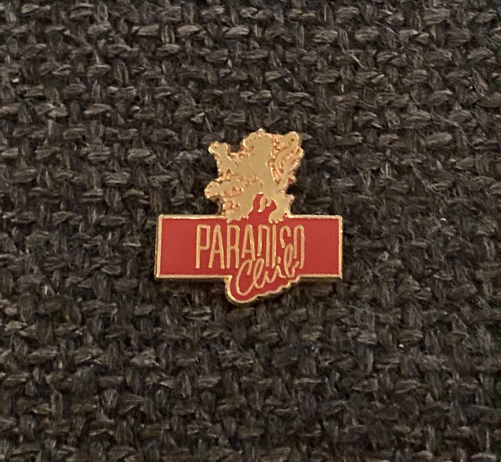 PIN - PARADISO CLUB, Verzenden, Gebruikt, Overige onderwerpen, Speldje of Pin