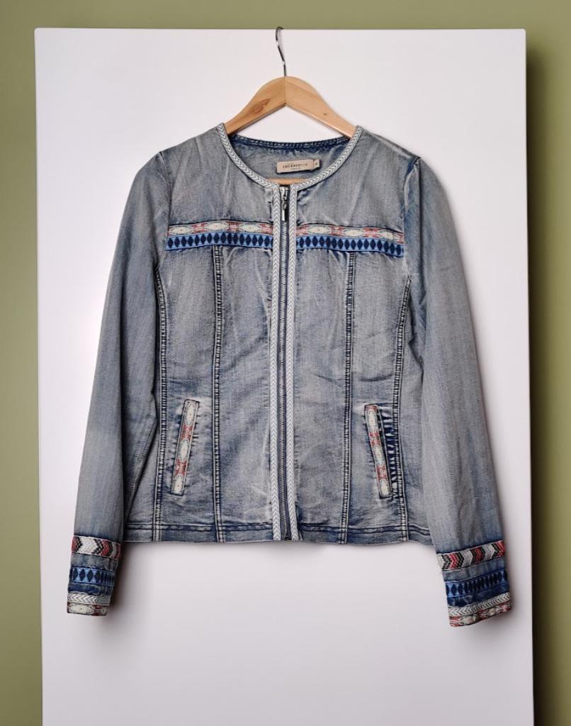 spijkerjas/ jeans jasje/ Escandelle Paris/maat M, Ophalen of Verzenden