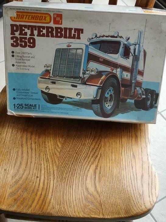 Matchbox Model réduit Camion Peterbilt 359 - 1/25 Vintage, Collections, Enlèvement ou Envoi, Neuf
