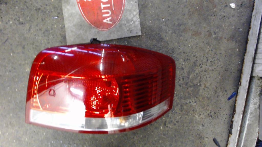 Feu arrière droit Audi A3 II 8P 2003-2008 LP/13575, Enlèvement ou Envoi, Utilisé, Audi