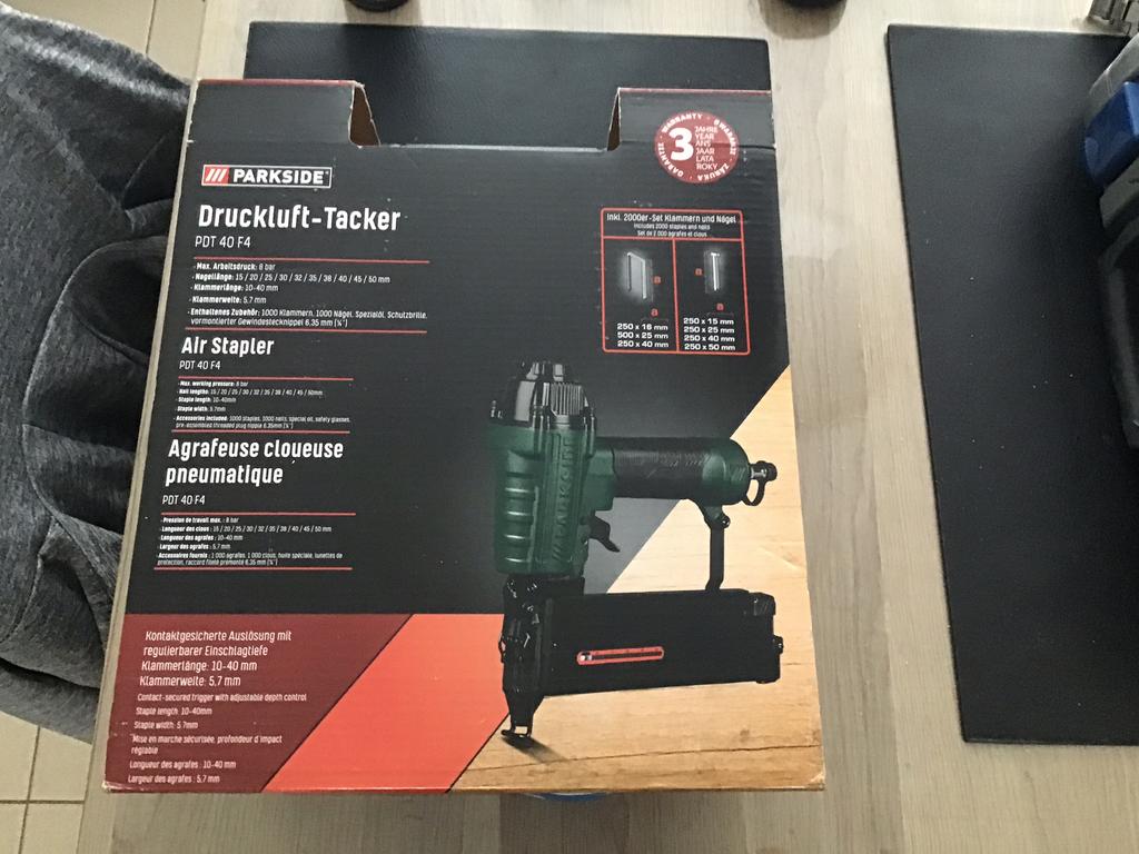 Niet en nagel pistool pneumatish , NIEUW, Doe-het-zelf en Bouw, Ophalen, Nieuw