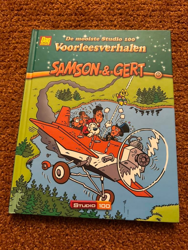 Samson & Gert voorleesverhalen, Boeken, Ophalen of Verzenden, Zo goed als nieuw, Studio 100, Fictie algemeen