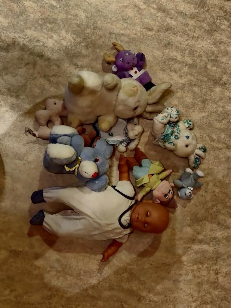Zak vol knuffels, Kinderen en Baby's, Speelgoed | Knuffels en Pluche, Ophalen, Zo goed als nieuw