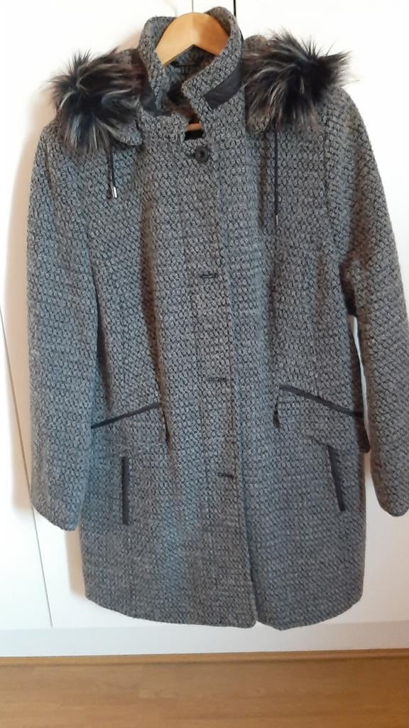 Mooie mantel m 44/46, Maat 46/48 (XL) of groter, Ophalen of Verzenden, Zo goed als nieuw, Barbara Lebek