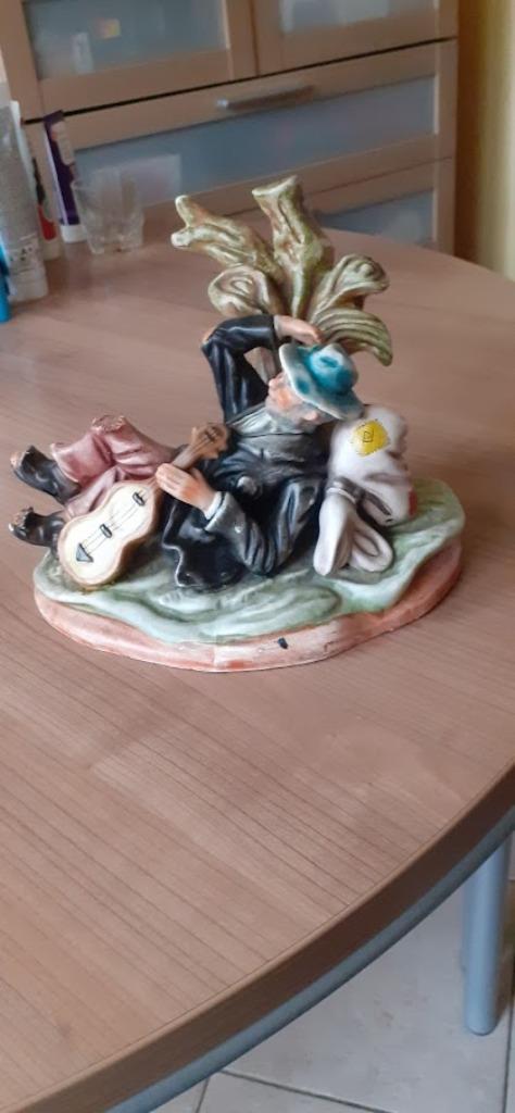 Postuur van een Clochard met gitaar. In uitstekende staat., Ophalen of Verzenden, Zo goed als nieuw