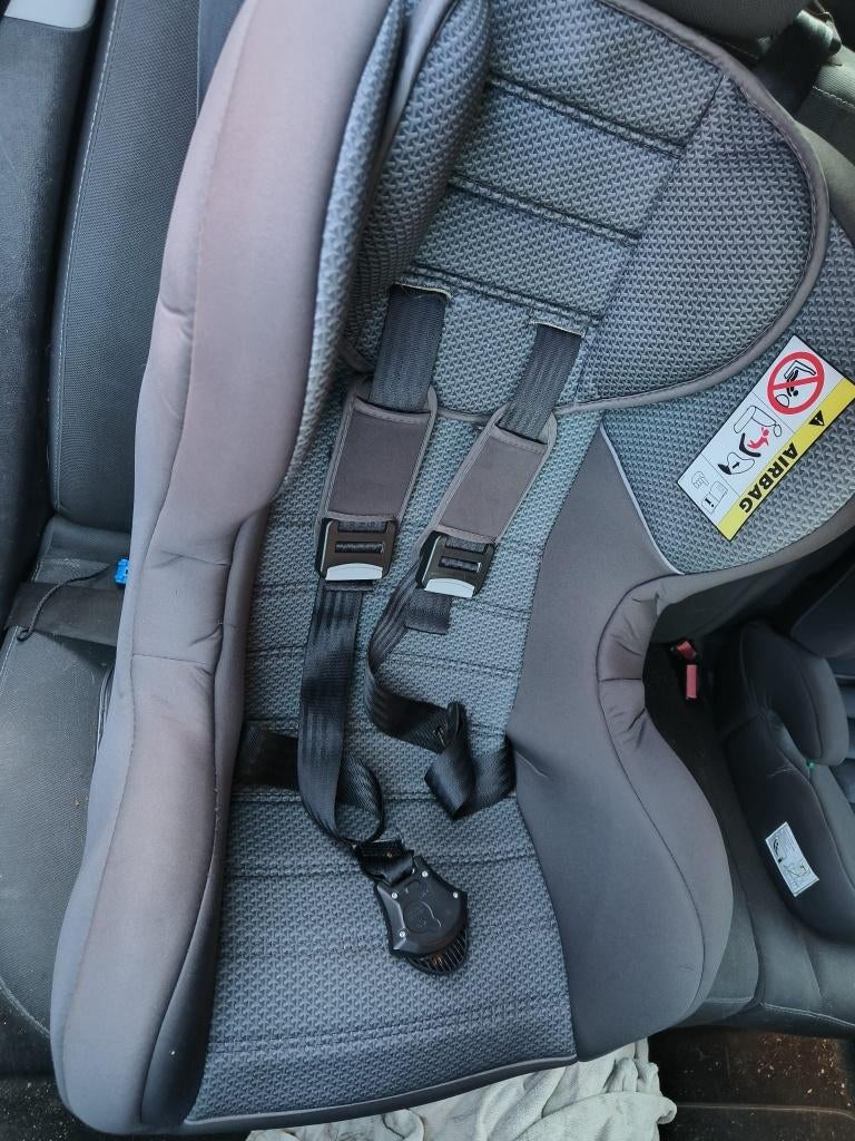 Autostoel zonder isofix, Kinderen en Baby's, Autostoeltjes, 9 t/m 18 kg, Ophalen, Overige merken, Gebruikt