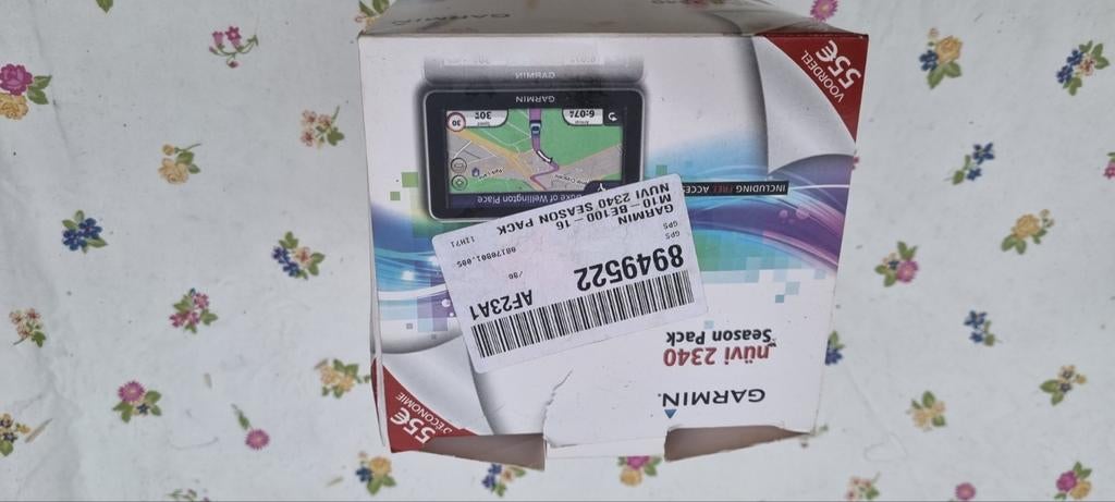 Garmin nüvi 2340 season pack gps, Enlèvement, Comme neuf
