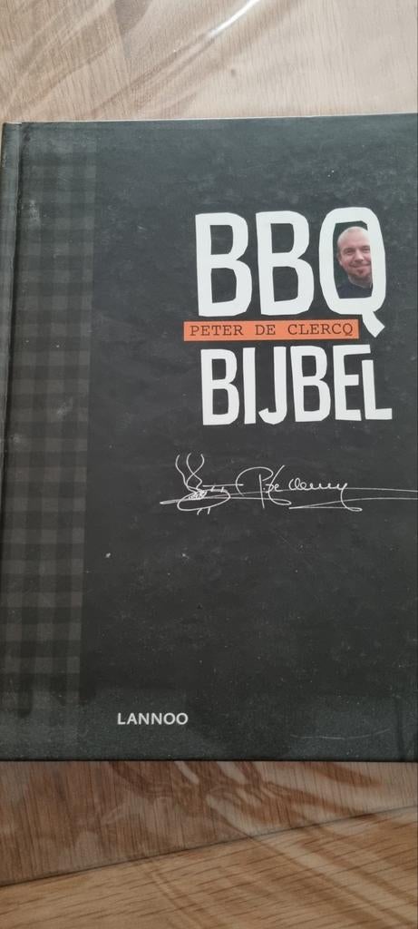 Peter De Clercq - BBQ-bijbel, Boeken, Kookboeken, Ophalen of Verzenden, Zo goed als nieuw, Peter De Clercq