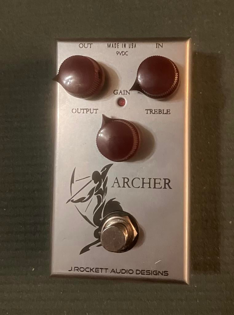 J. Rockett Archer, Enlèvement, Comme neuf