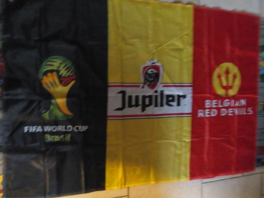 jupiler vlag, Collections, Marques de bière, Enlèvement ou Envoi, Comme neuf, Panneau, Plaque ou Plaquette publicitaire, Jupiler