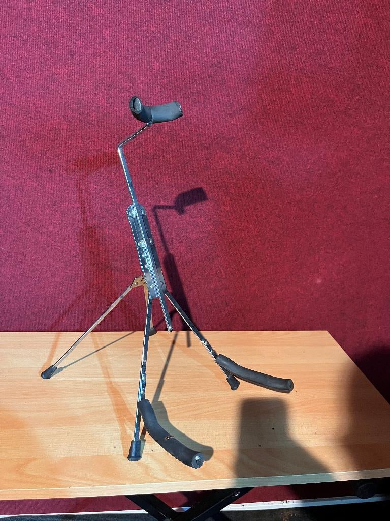 Gitaarstandaard, trompet, muziekstandaard, enz..;, Muziek en Instrumenten, Standaarden, Muziekstandaard, Accordeon, Cello, Contrabas