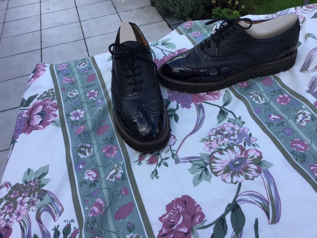 Zwarte schoenen maat 40, zo goed als nieuw, Kleding | Dames, Schoenen, Ophalen of Verzenden, Zo goed als nieuw