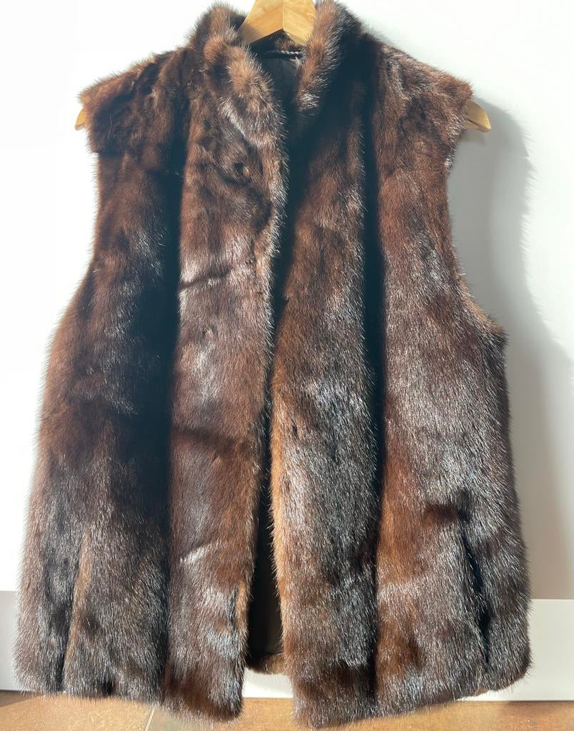 Vest echt bont maat M bruin, Kleding | Dames, Bodywarmers, Ophalen, Zo goed als nieuw, Maat 38/40 (M), Bruin
