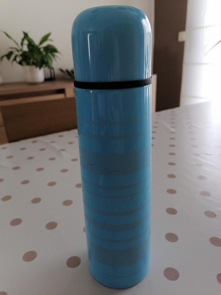 Blauwe drinkfles Ikea, Sport en Fitness, Ophalen of Verzenden, Zo goed als nieuw