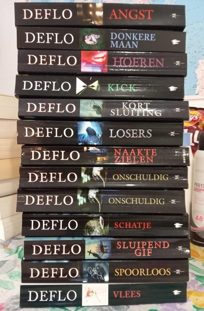 keuze uit 25 boeken van Deflo, Verzenden, Zo goed als nieuw