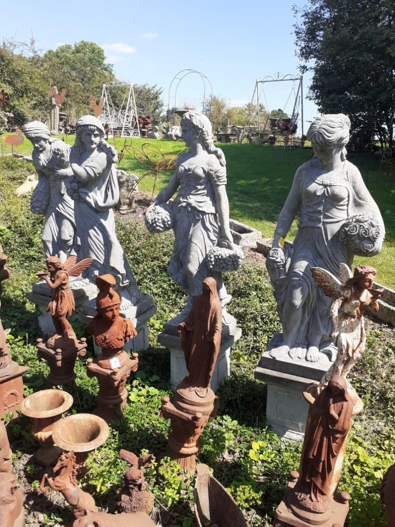 Prachtige beelden in blauwe steen die de 4 seizoenen voorste, Tuin en Terras, Tuinbeelden, Ophalen, Gebruikt, Steen, Mensenbeeld
