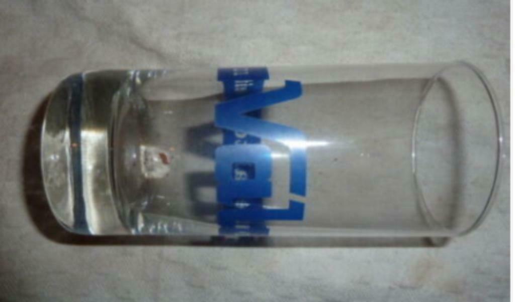 #A limonade glas VAL Orange Aktola Citron ' blauw ' Haacht, Verzamelen, Ophalen of Verzenden, Nieuw, Frisdrankglas