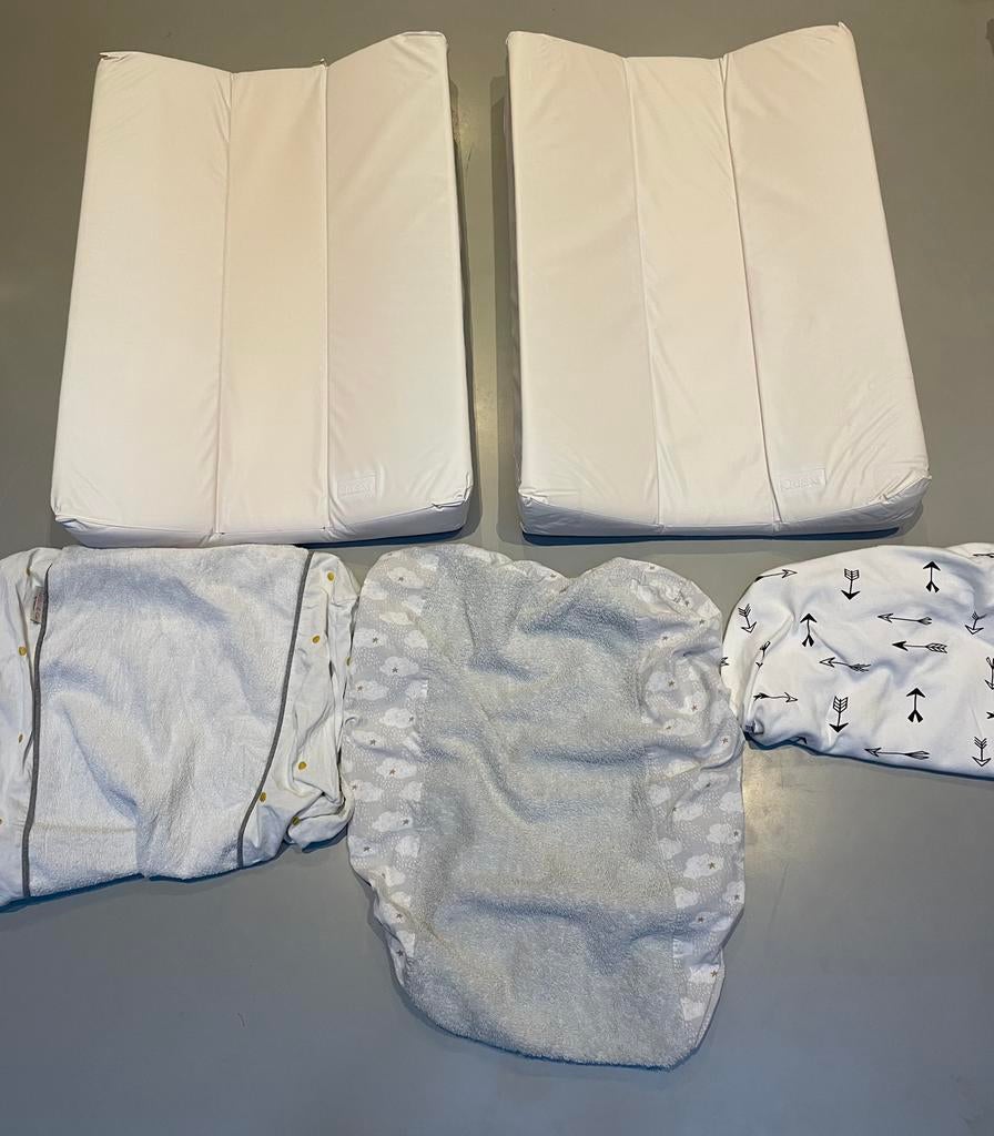 Set QUAX verzorgkussens / waskussens + hoezen, Kinderen en Baby's, Ophalen, Zo goed als nieuw