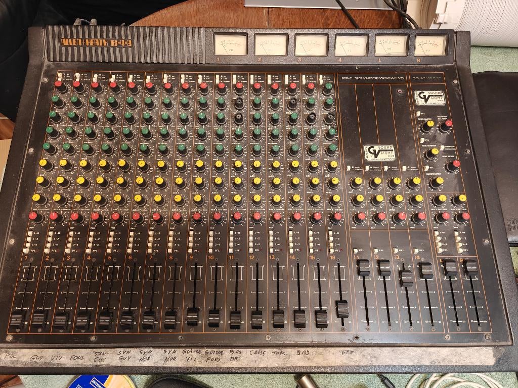 Ancienne table de mixage Allen and Heat 19-9-2, Enlèvement, Utilisé, 10 à 20 canaux