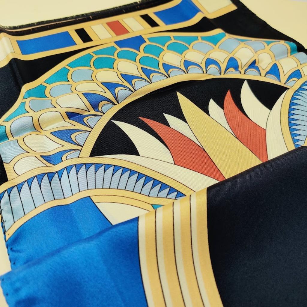 Michaela Frey Wien scarf Foulard zijde nieuw 35 x 150 cm, Kleding | Dames, Ophalen of Verzenden