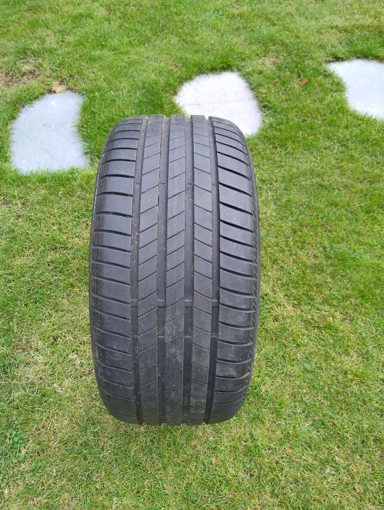 Band Bridgestone., Neuf, 255 mm, Véhicule de tourisme, Pneu(s)