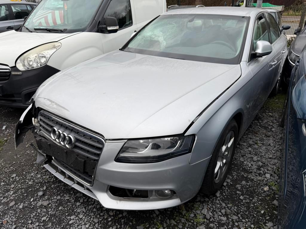 Audi A4 berline **120.000km**benzine**schadewagen**, Autos, Euro 5, Achat, Entreprise, Boîte manuelle