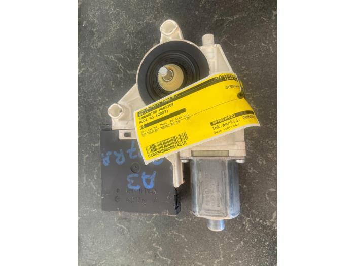 Moteur de vitre portière d'un Audi A3, Enlèvement ou Envoi, 3 mois de garantie, Utilisé, Audi