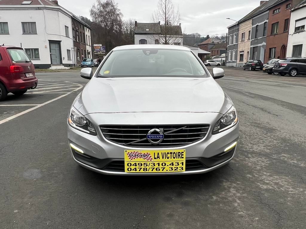 Volvo V60 , 2.0 TDi 2015 année 225000km 100kw 0032478757323, Autos, Volvo, 100 kW, Achat, Capteur de lumière, Entreprise