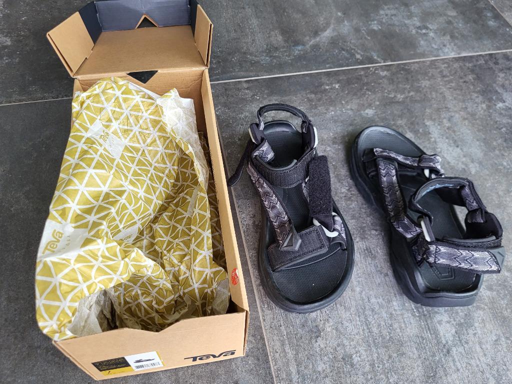 Teva maat 39,5 EU, Ophalen, Zwart, Sandalen of Muiltjes, Teva