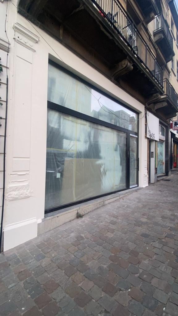 Location surface commerciale 100m² - Ixelles, Immo, Appartements & Studios à louer, Bruxelles, 50 m² ou plus